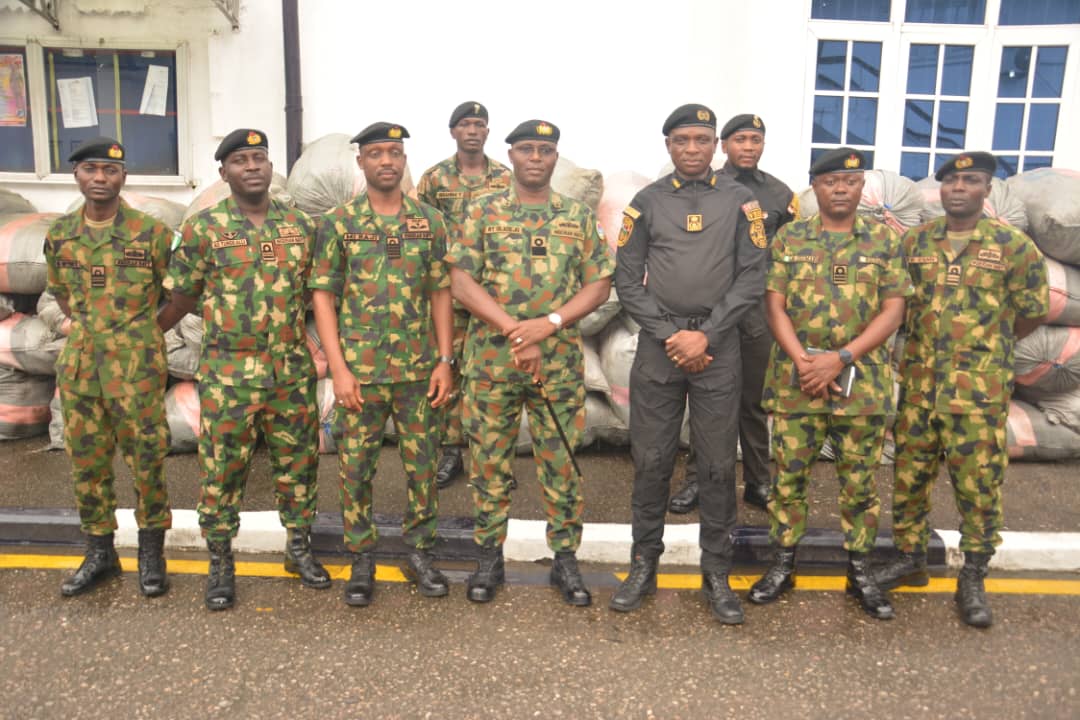 Commander NNS BEECROFT, Commodore Rafiu Taye Oladejo (m)