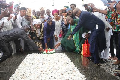 Dignitaries honoured MKO Abiola 