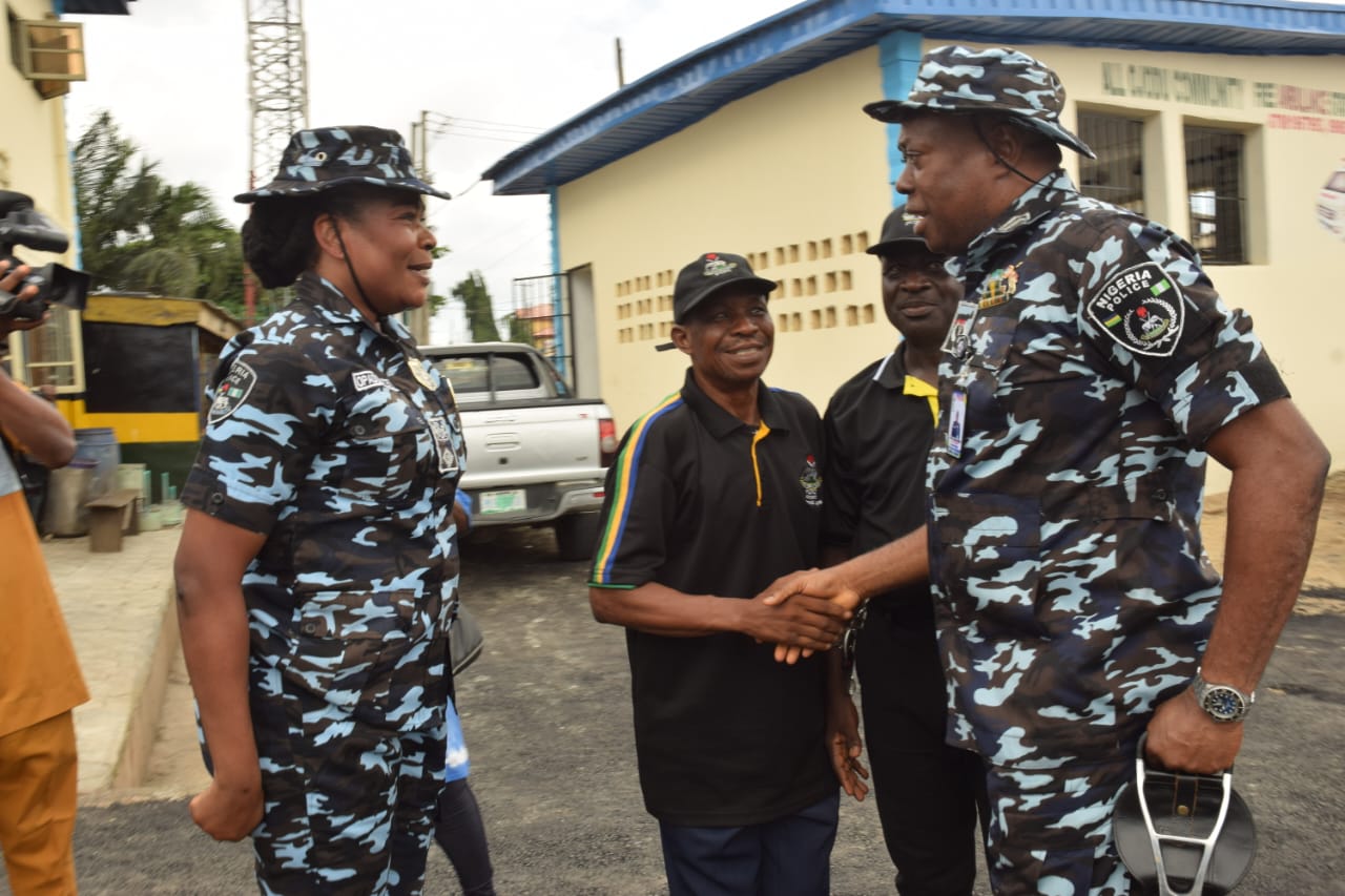 DPO, Ojodu Division, CSP Elizabeth Oluwatoyin Opadola welcoming the Commander, Area F, ACP Paul Azuka Okafor during the commissioning of Ojodu PCRC Building, Ambulance Bus Station, other Projects facilitated by Hon James Faleke 