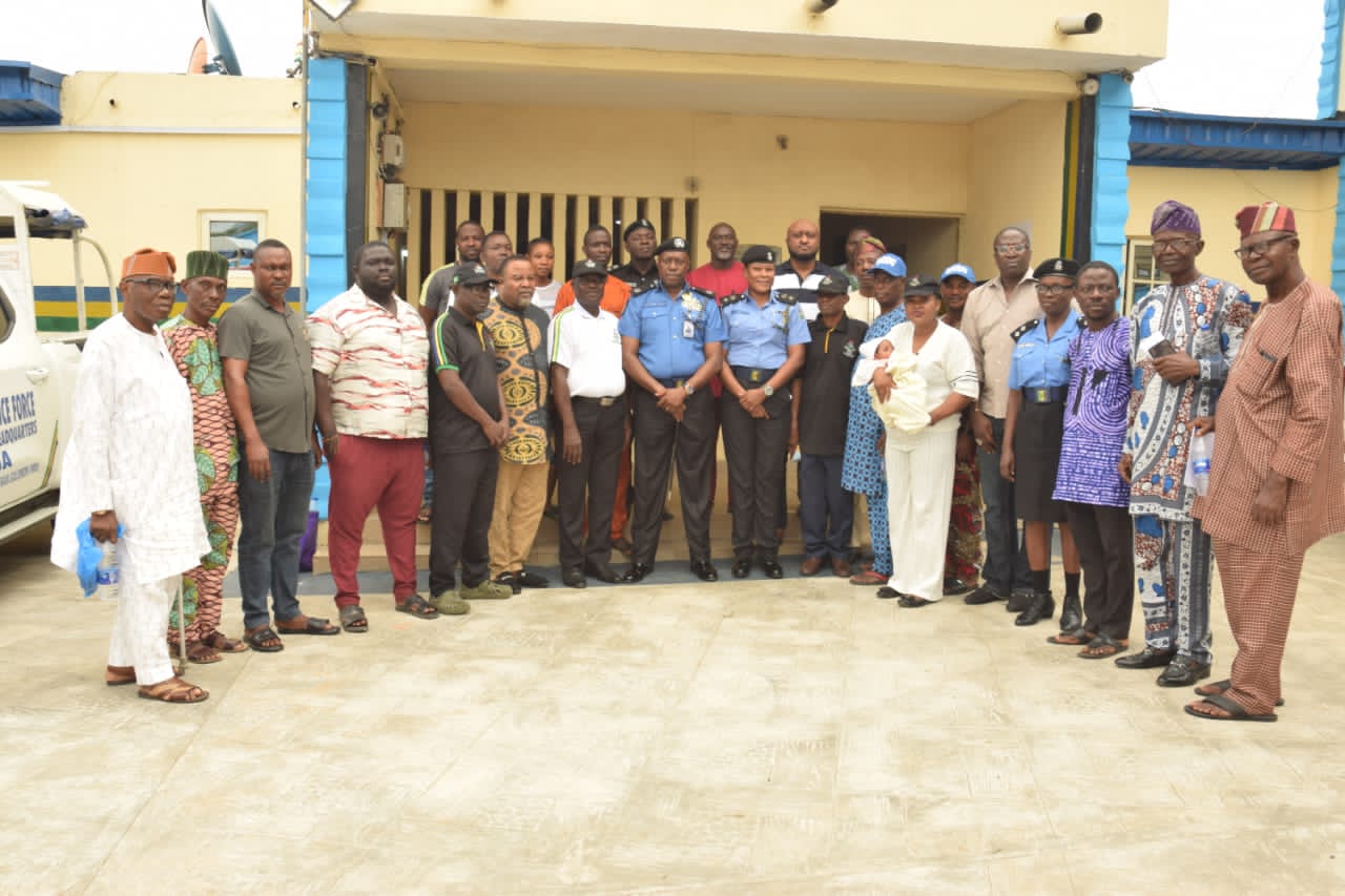 Commander, Area F, ACP Paul Azuka Okafor; DPO Ojodu Division, CSP Elizabeth Oluwatoyin Opadola in a cross section with Ojodu Community stakeholders during ACP Okafor's familiarization visit to Ojodu Division