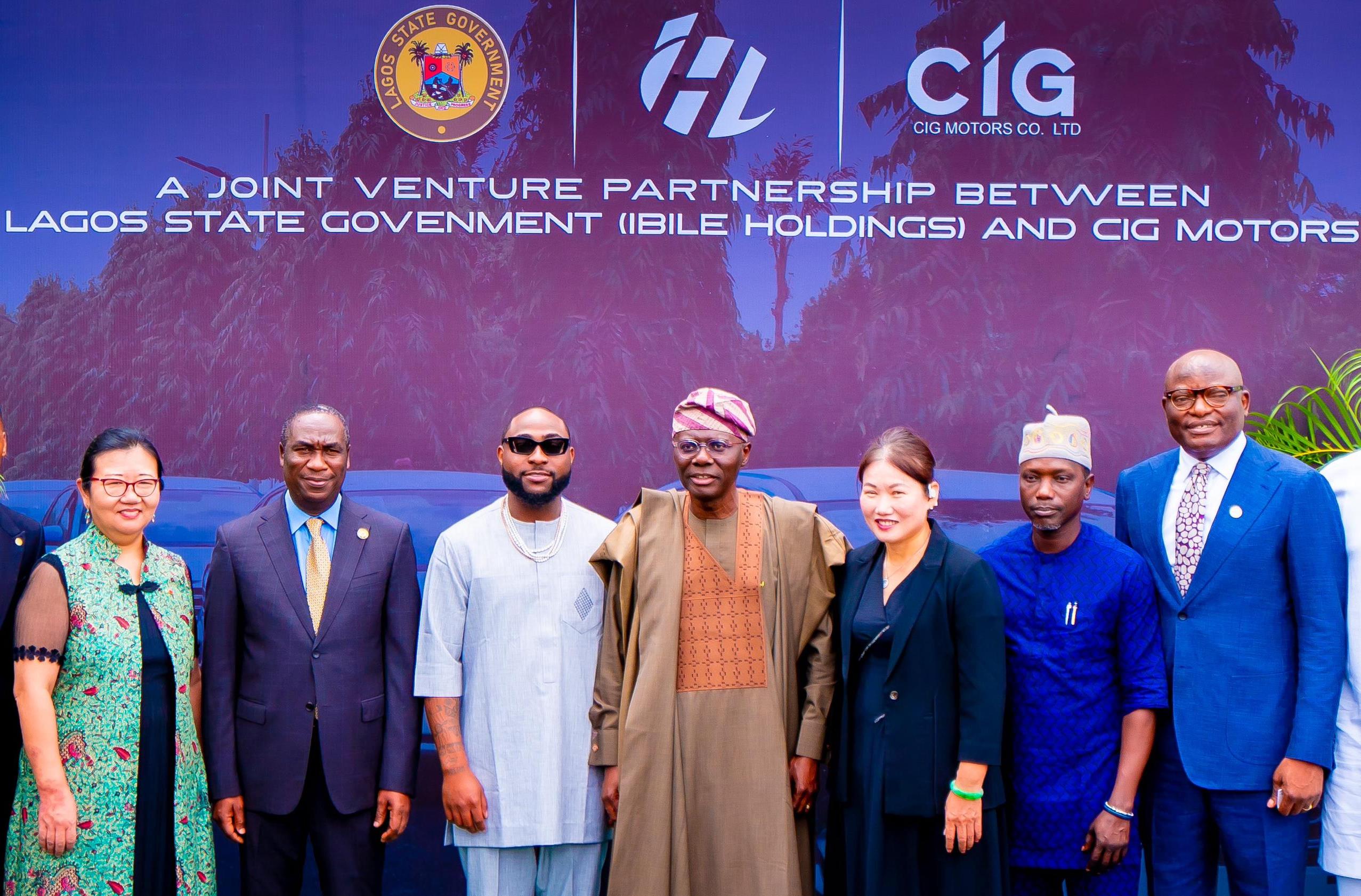 Consul General of People's Republic of China, Ms. Yan Yuqing; Deputy Governor of Lagos State, Dr. Obafemi Hamzat; Nigerian singer/record producer, David ‘Davido’ Adeleke; Governor Babajide Sanwo-Olu; Chairman of CIG Group, Chief Diana Chen; Special Adviser on Transportation to the Governor, Hon. Sola Giwa and GMD/CEO of IBILE Holdings, Mr. Tobi Lawal, during the official signing of new Lagride partnership with CIG Motors, at the Lagos House, Ikeja, on Monday, 15 July 2024.