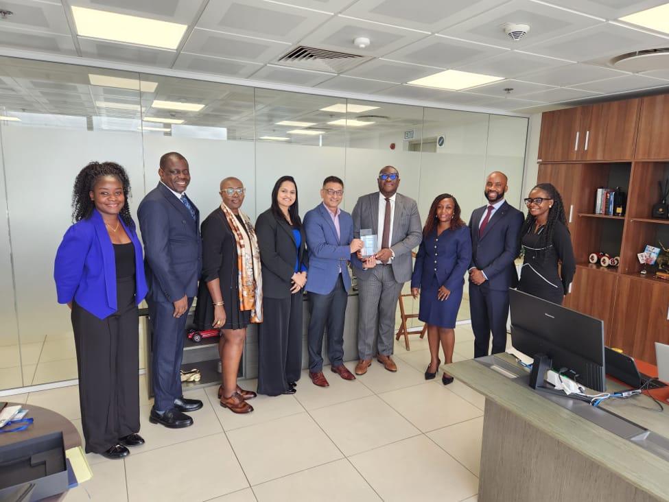 Ecobank Nigeria Receives Deutsche Bank Client Excellence Award For Institutional Cash & Trade Finance - Trek Africa